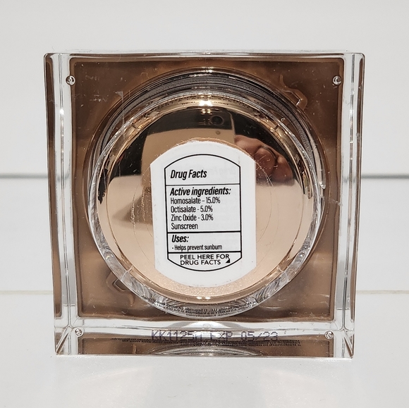 JLO Beauty - Picture 5 of 6